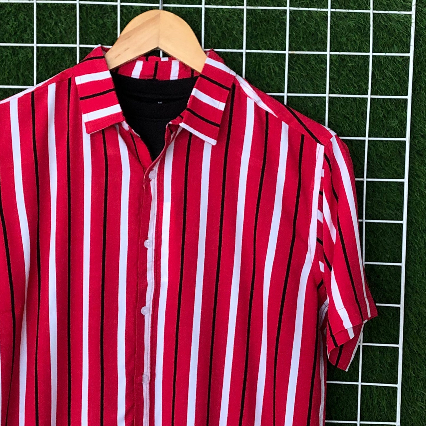 Tri-Color Red Striped Shirt - MS022