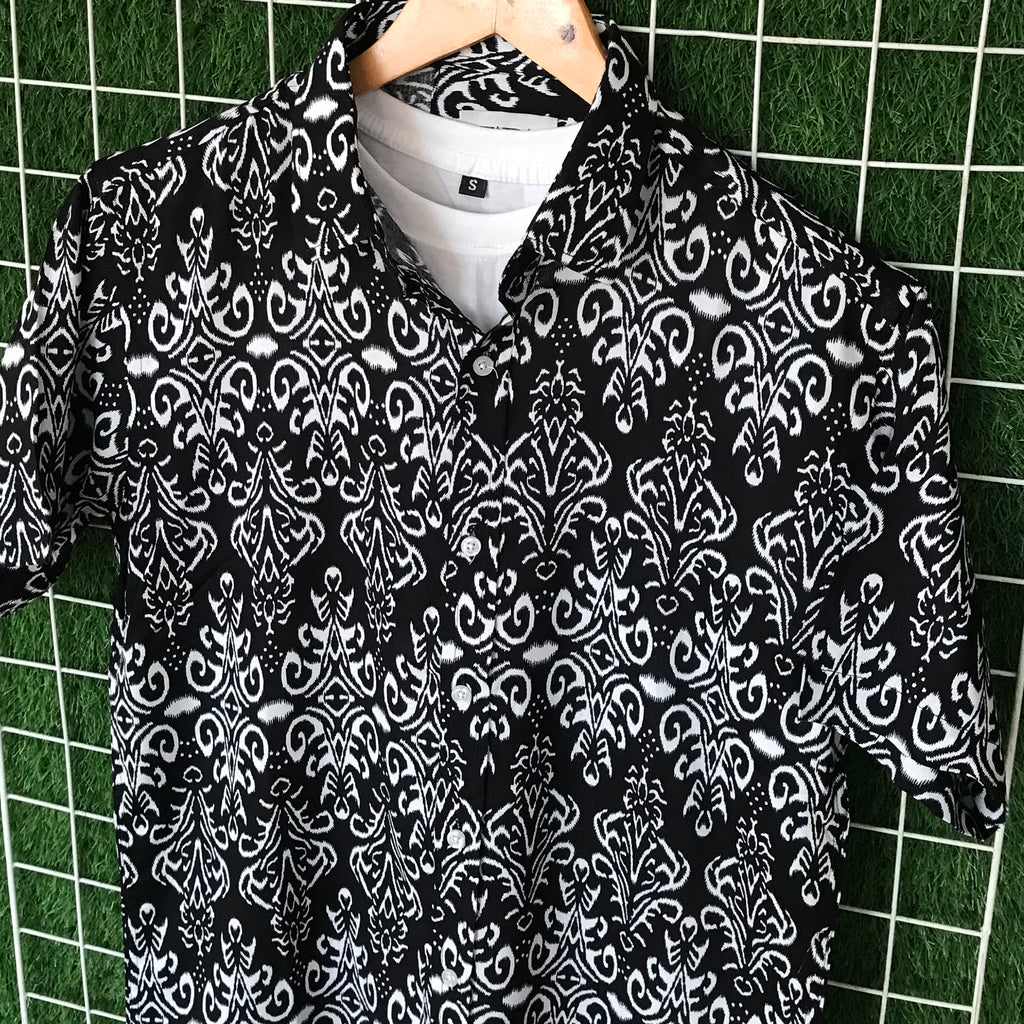 Abstract Pattern Black & White Printed Shirt - MS043