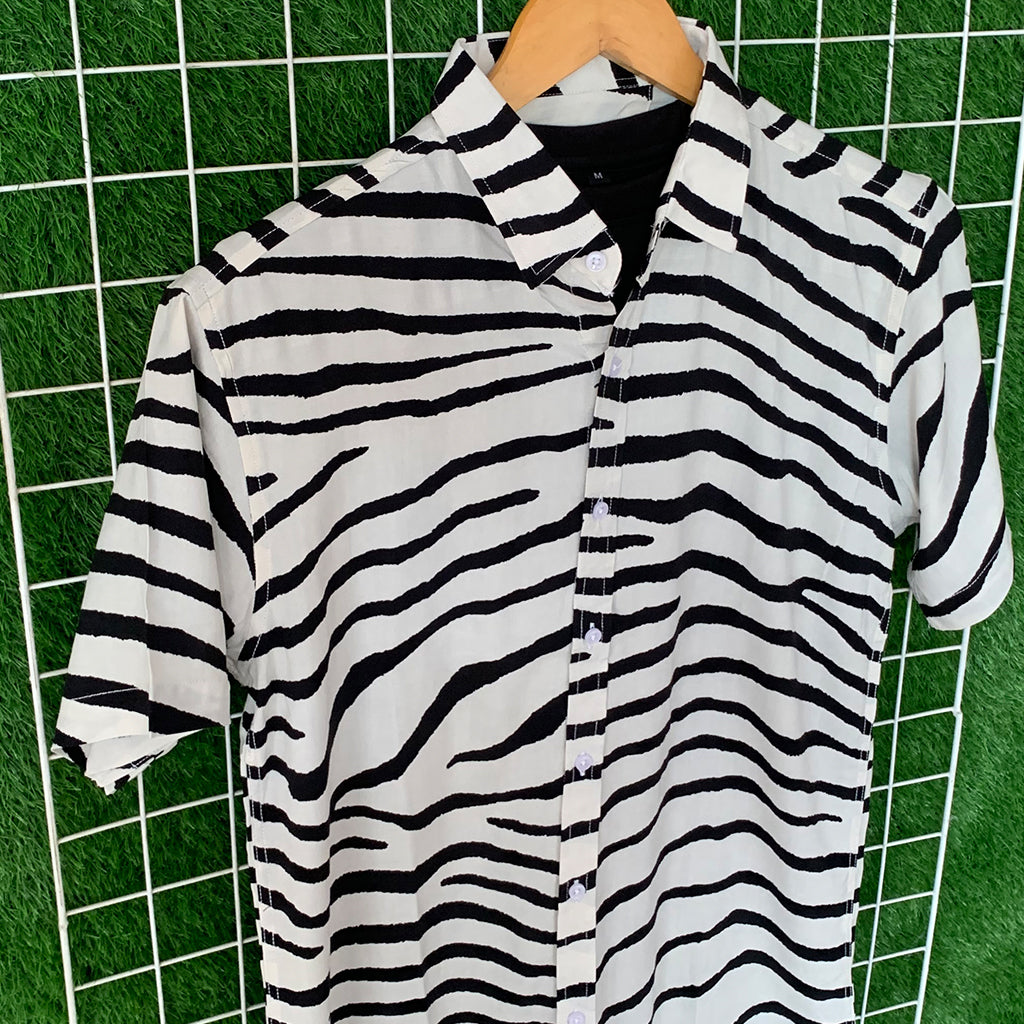 Black & White Tiger Printed Shirt - MS032