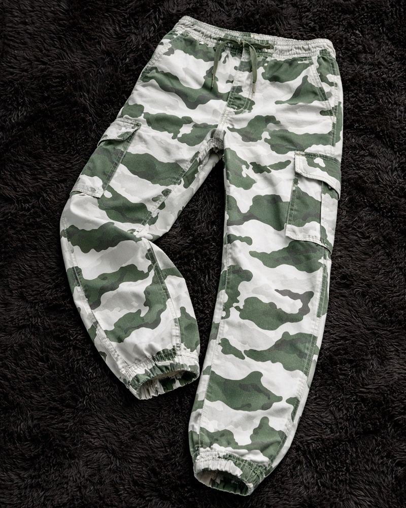 Cream & Green Camo 6 Pockets Cargo Pant